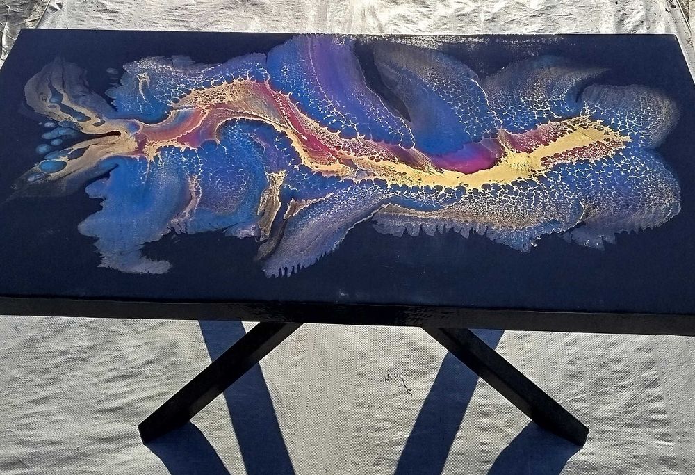 Unikatowy stół kawowy z żywicy epoksydowej