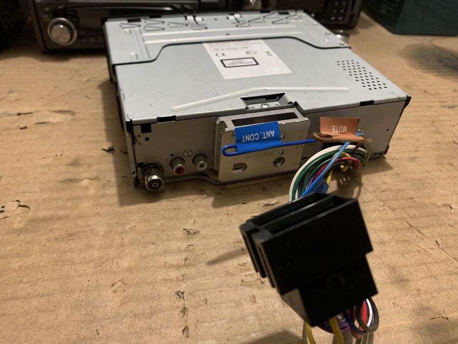 Автомагнітола магнітола Kenwood KDC-317U