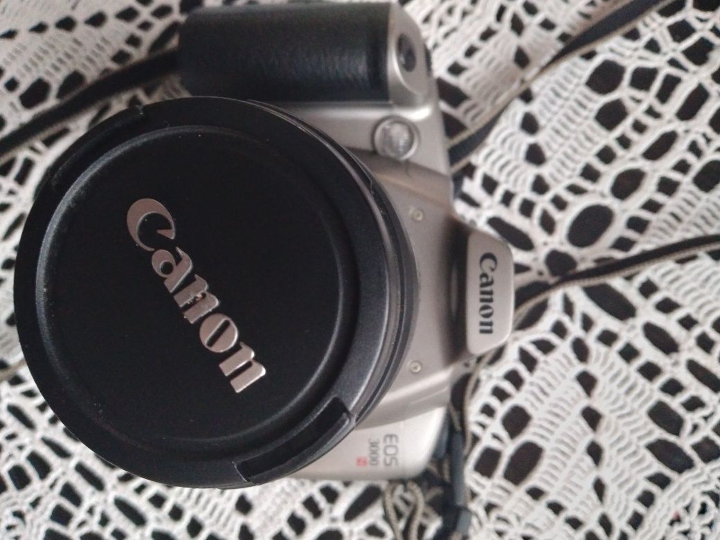 Aparat canon  EOS 3000 N