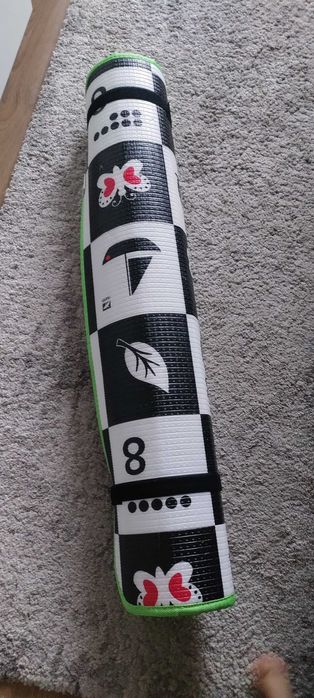 Mata do zabawy marki Humbi