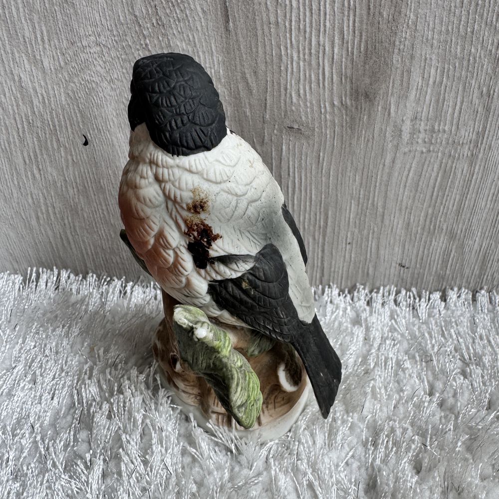 Ceramiczna figurka ptaka