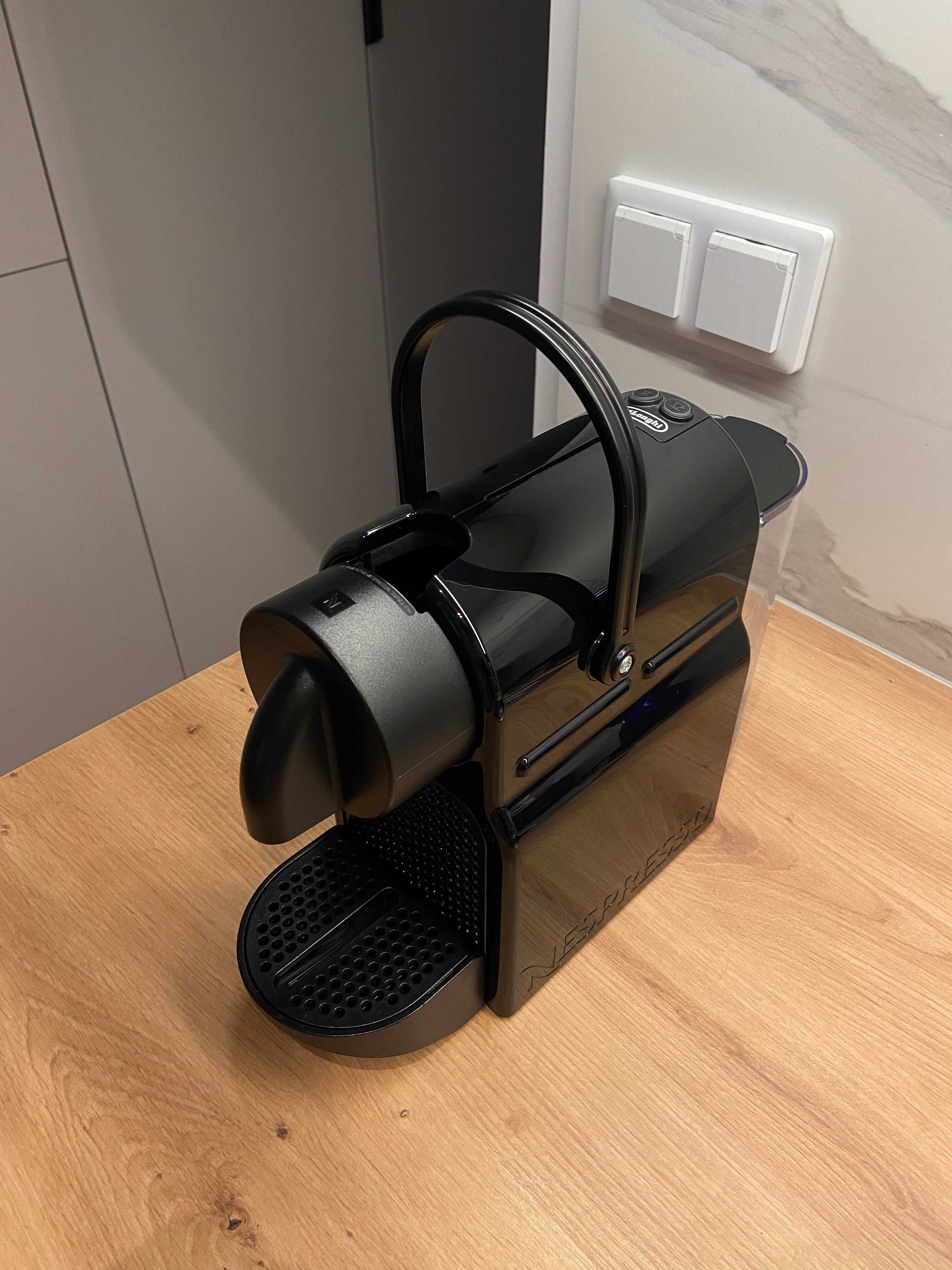 Ekspres do kawy Nespresso Inissia (by De'Longhi)