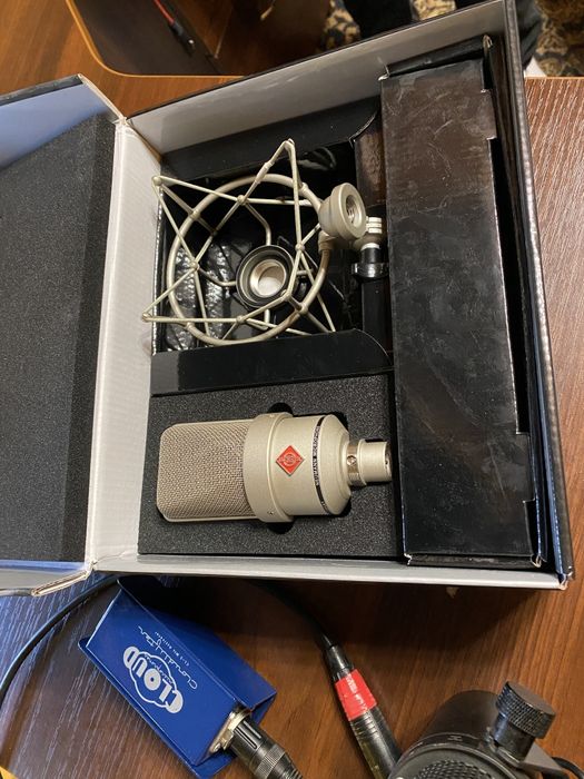 Мікрофон Neumann TLM 103