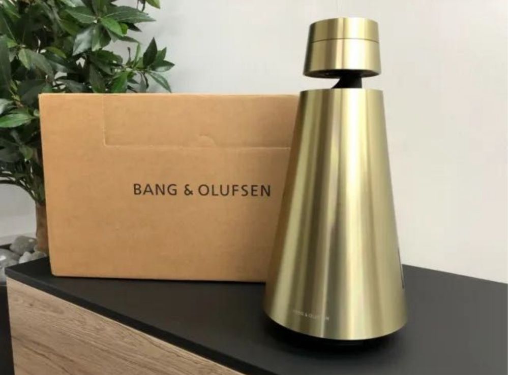 Bang & Olufsen BeoSound 1 2nd gen. Brass Tone як новий