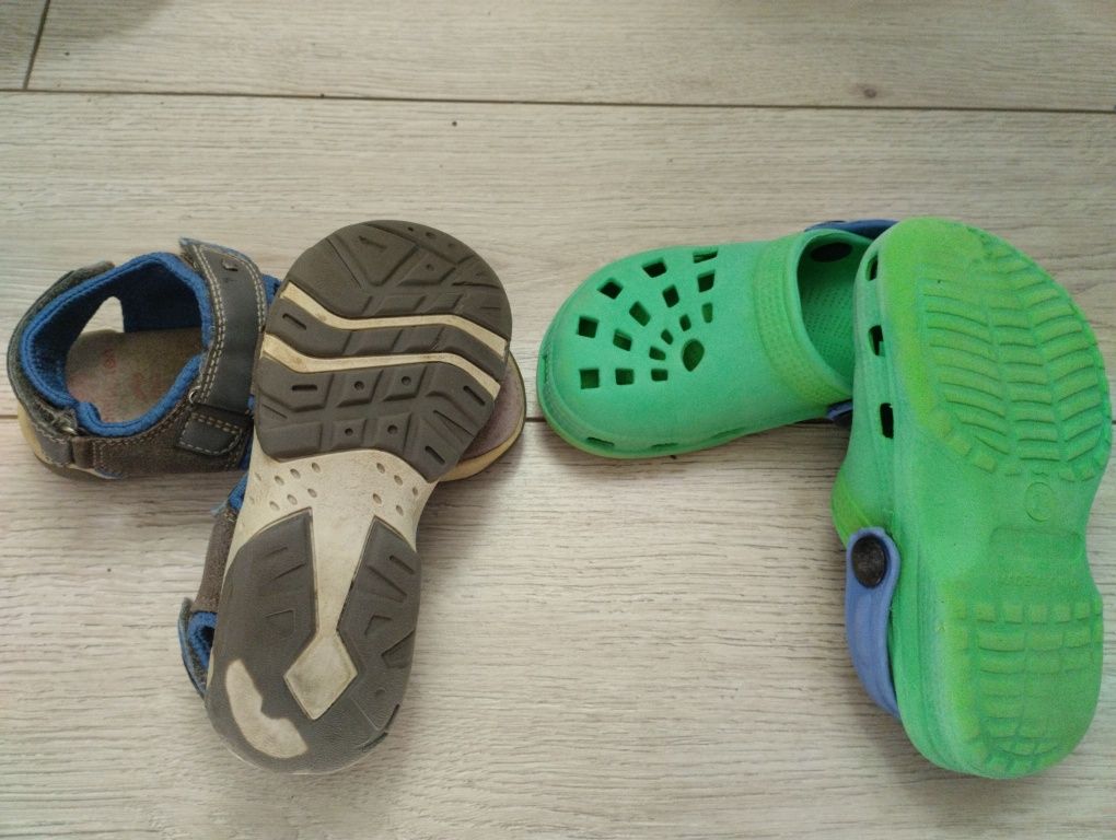 Взуття на літо босоножки крокси 27р