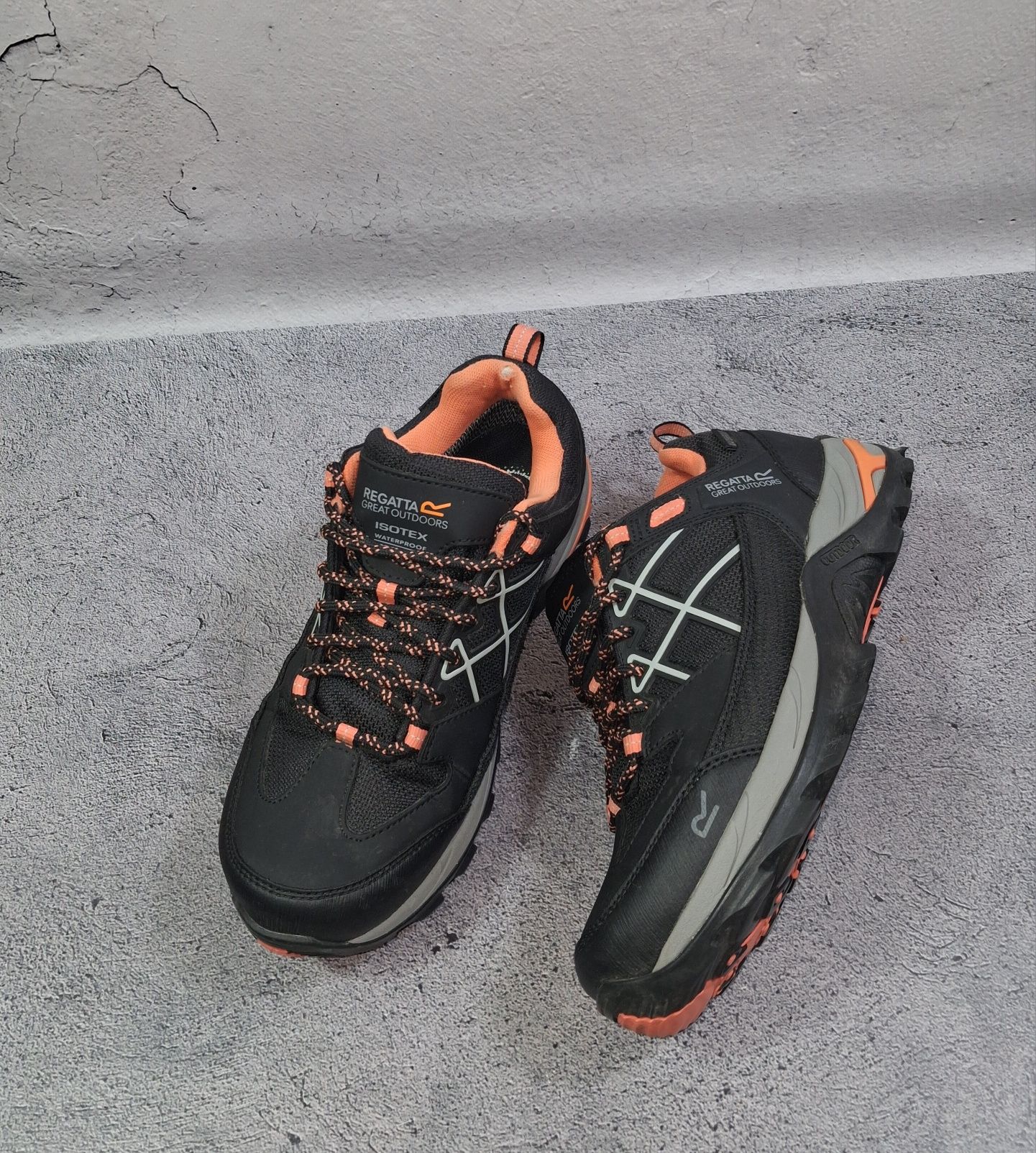 Треккинговые кроссовки Regatta Samaris 3 Low Waterproof женские