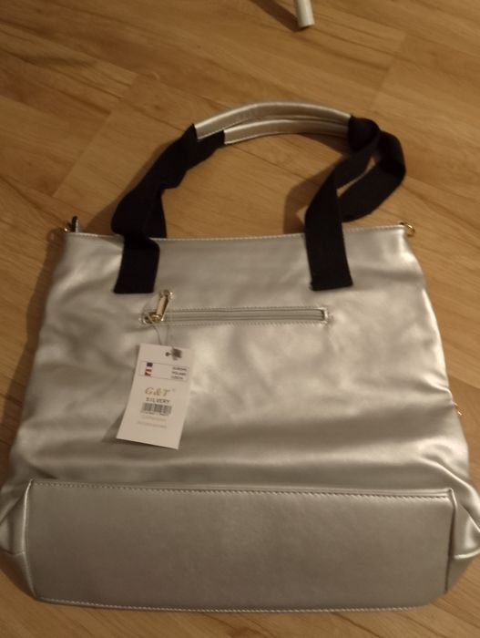 Nowa pikowana torebka listonoszka srebrna opalizująca holo