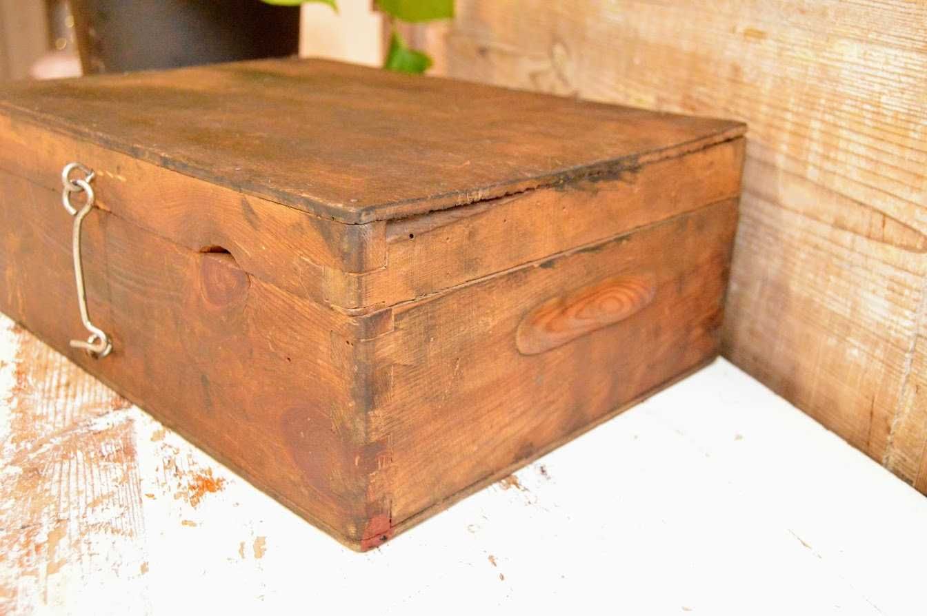Stare Pudełko / drewniane /SKRZYNKA DUŻE