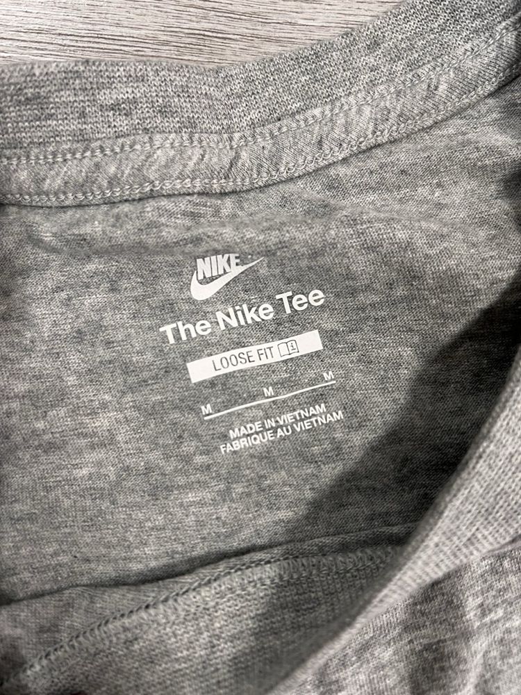 Жіночий Топ Nike NSW Essential