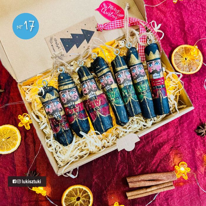 Dziadki Do Orzechów, morskie bombki prosto z plaży [7 szt] LUKI SZTUKI