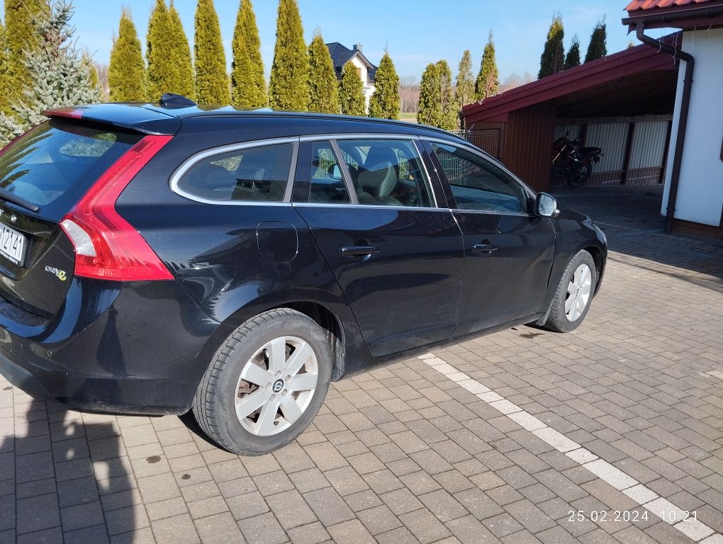 Volvo V60,V60,kombi 1.6.HDI, zamiana