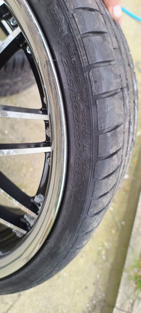 Opony letnie hankook Ventus s1 evo3 jak nowe 235/30/20"