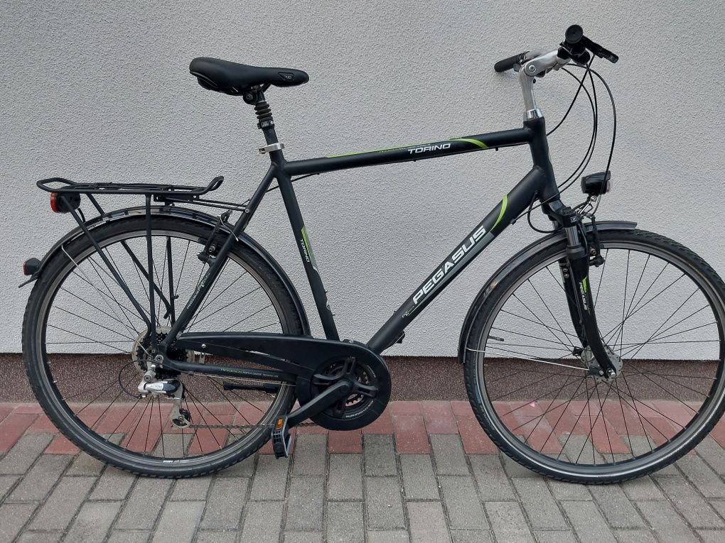Rower trekkingowy Niemieckiej firmy PEGASUS SHIMANO ALIVIO
