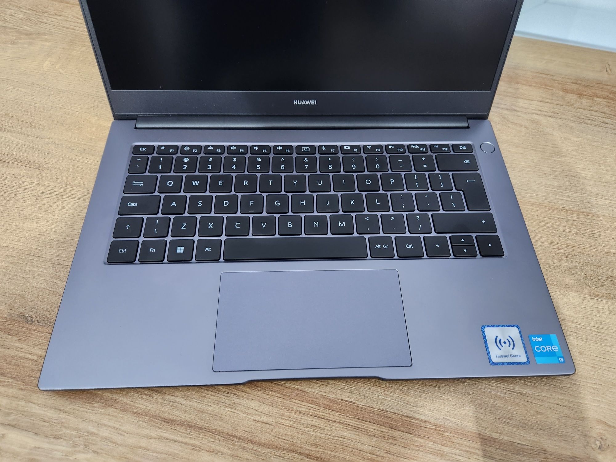 Laptop Huawei Matebook D14