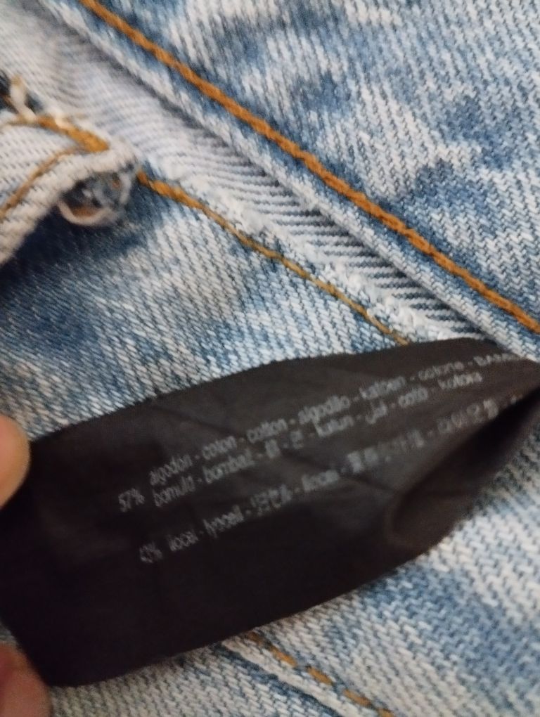 Jasnoniebieskie spodnie jeansowe boyfriendy Zara, r.36(S)