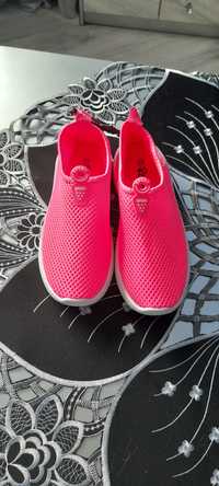 Buty damskie rozmiar 39 sneakersy sportowe kolor różowy