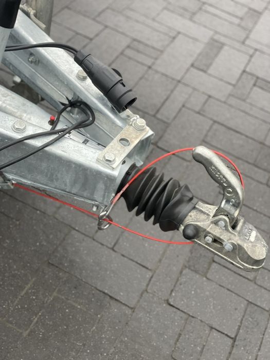 Glowacz G3 14H 3500V лавета причіп

SZNG30000RR000589