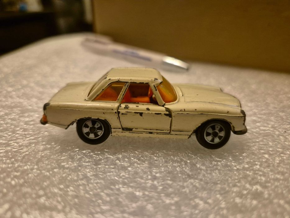 Model Siku - Mercedes 280SL ! V302 !