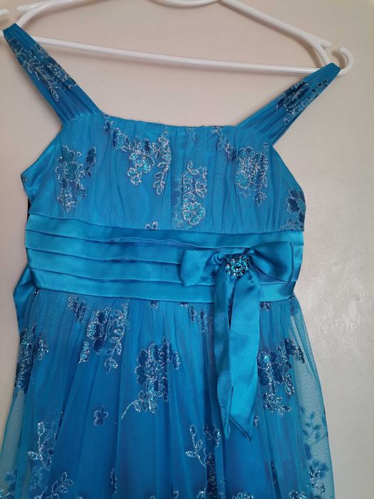 Нарядный сарафан для девочек возрастом 11-13 лет