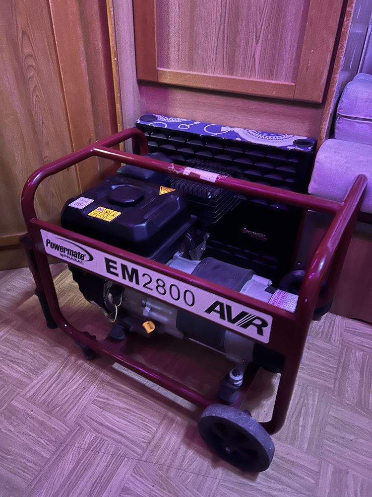 Gerador de Luz Powermate EM2800 AVR