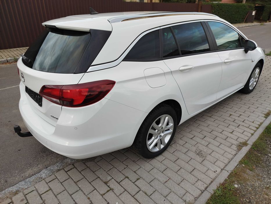 Opel Astra 1.4T 127tkm super stan z Niemiec