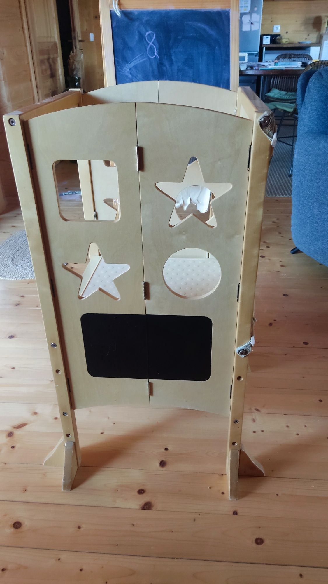 Torre de aprendizagem - Montessori