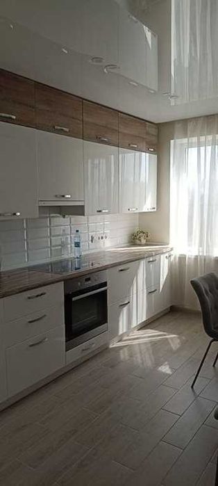 Сдаётся 2-х комнатная квартира пр. Науки, 112