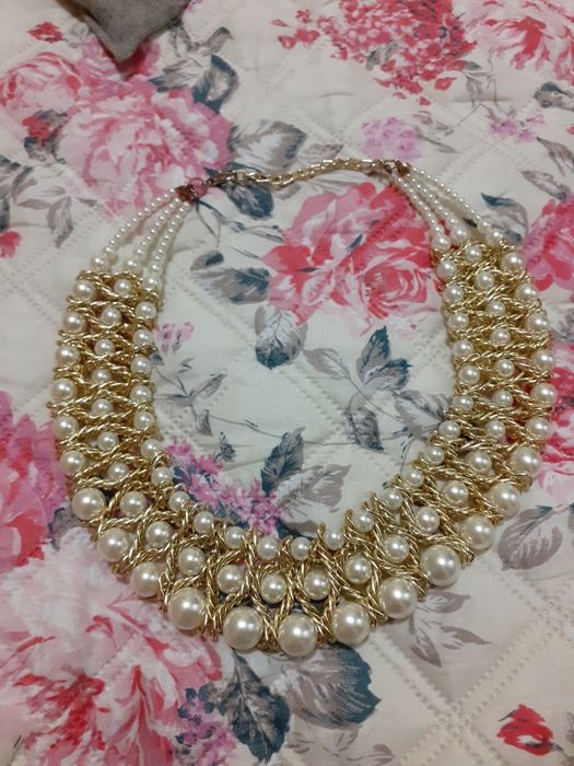 Продам валяне колье