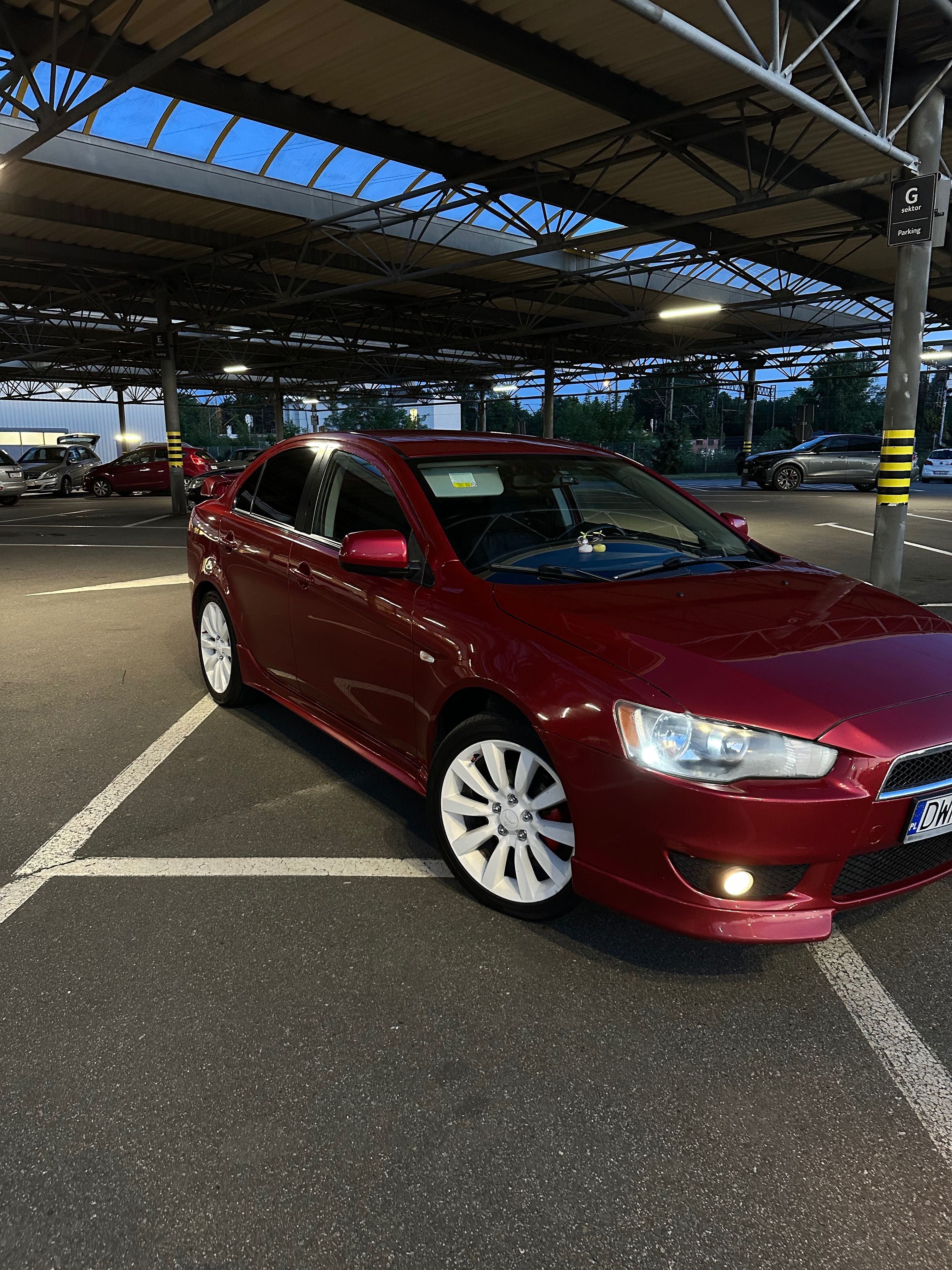 Mitsubishi Lancer 10  2.0 CarPlay