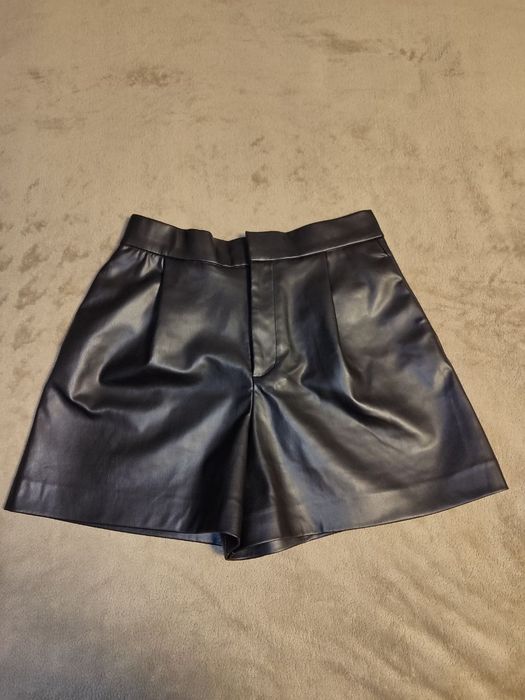 Шкіряні шорти Zara
