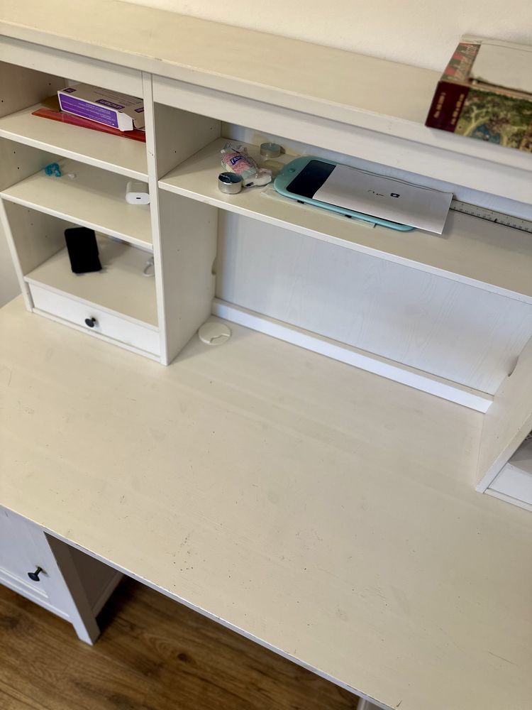 Biurko białe Ikea Hemnes