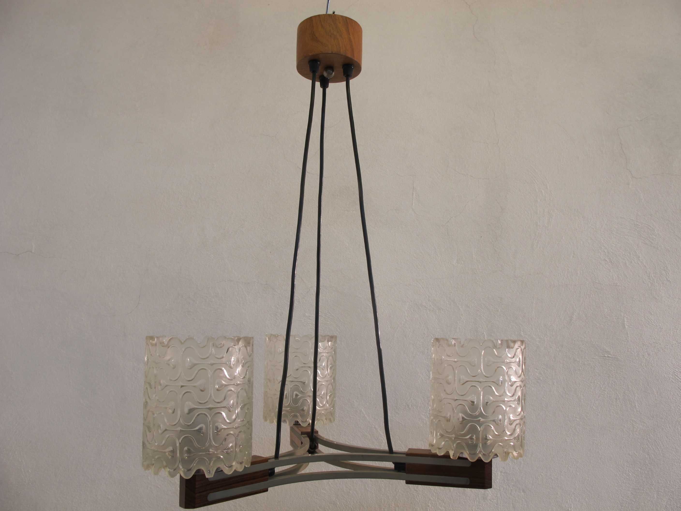 Żyrandol Austrolux 3 ramienny drewno 3 klosze lampa Austria lata 60