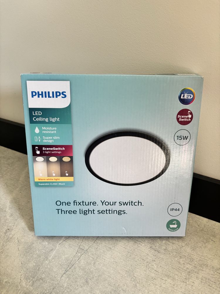 Oswietlenie sufitowe Philips LED CL550
