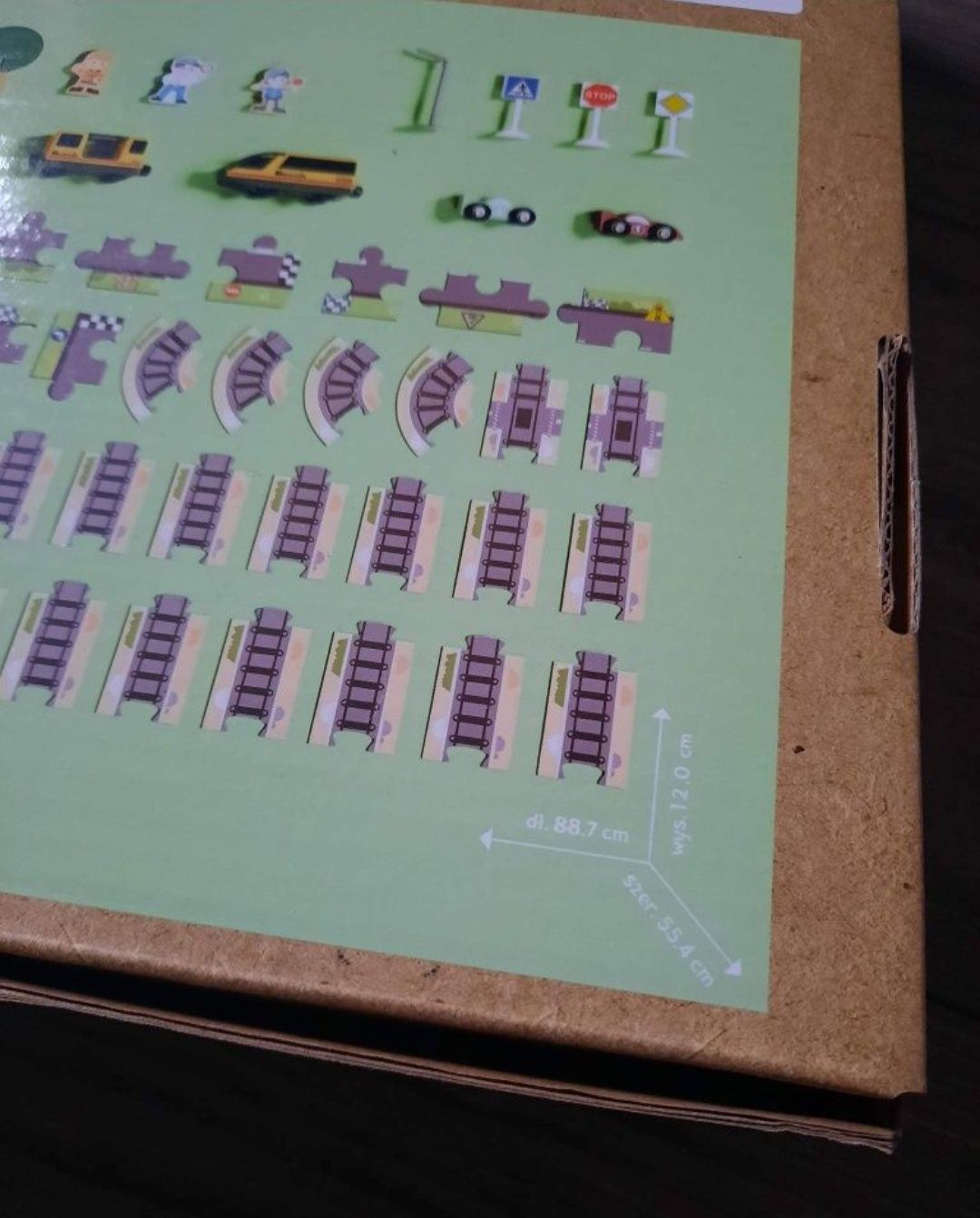 Drewniana kolejka Elefun z elektrycznym pociągiem