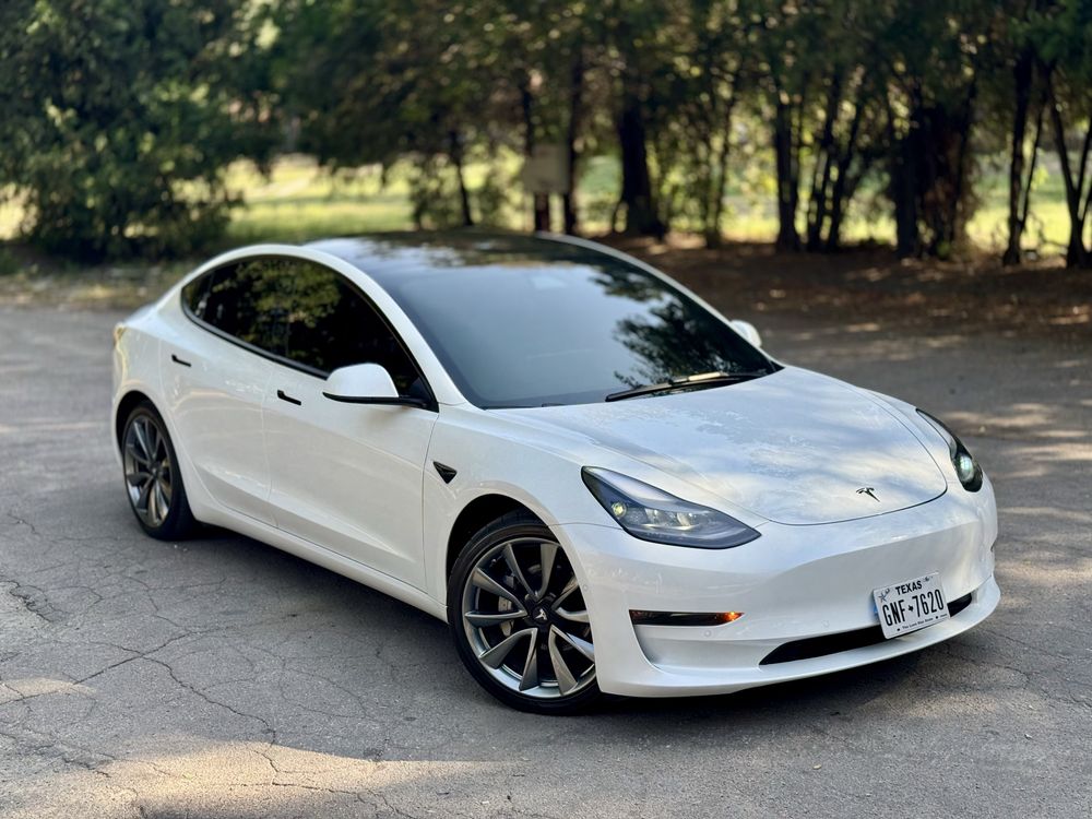 Tesla Model 3 2022г