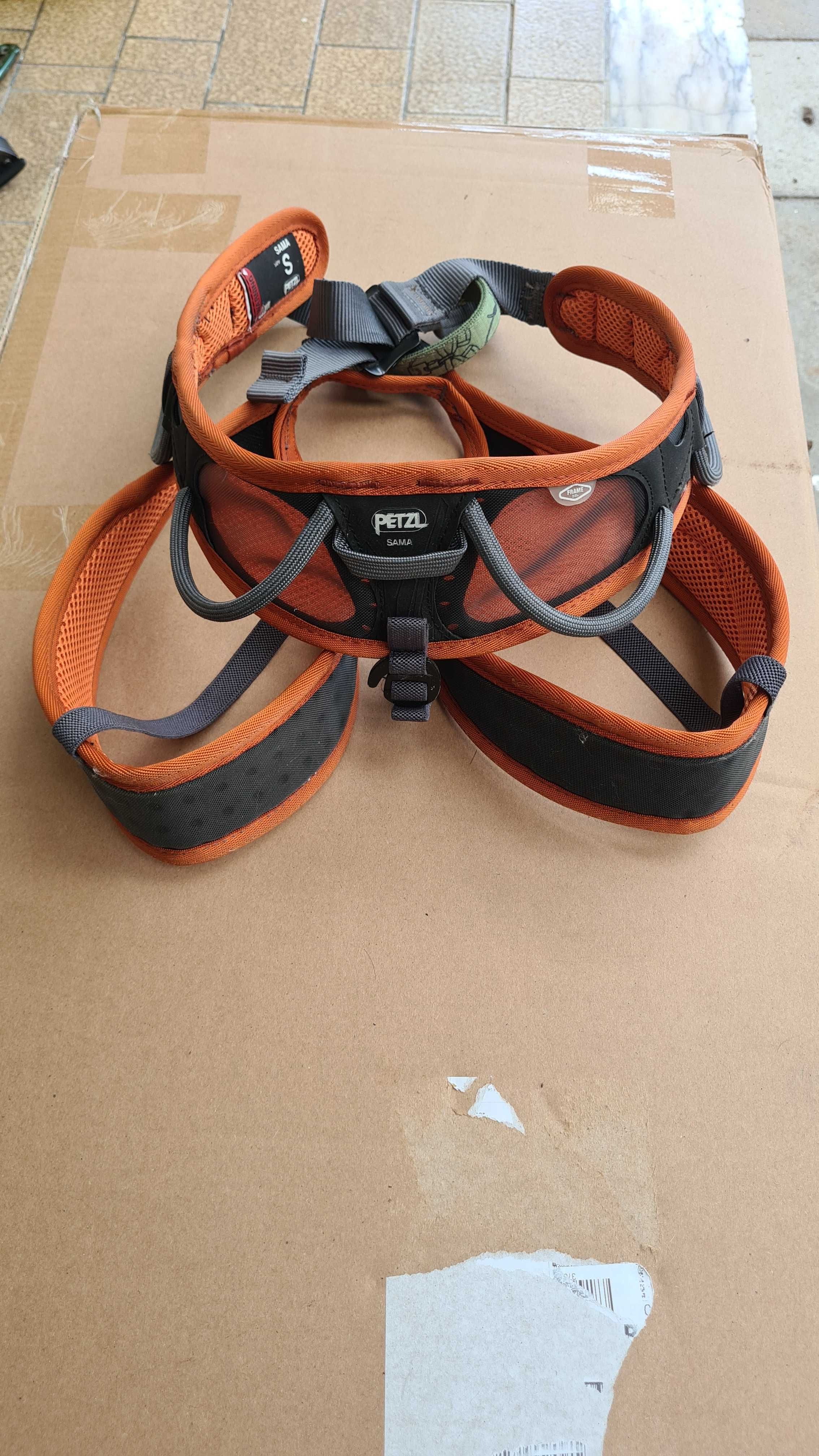 Arnez Petzl Sama laranja tamanho S