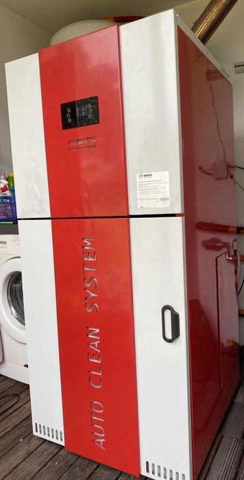 Caldeira pellets automática, em bom estado