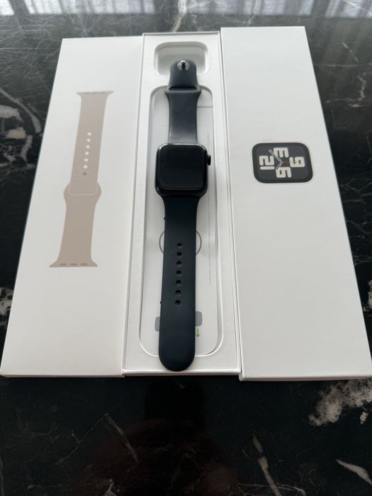 Годинник Apple Watch SE (2nd Gen) 40mm ОРИГІНАЛ