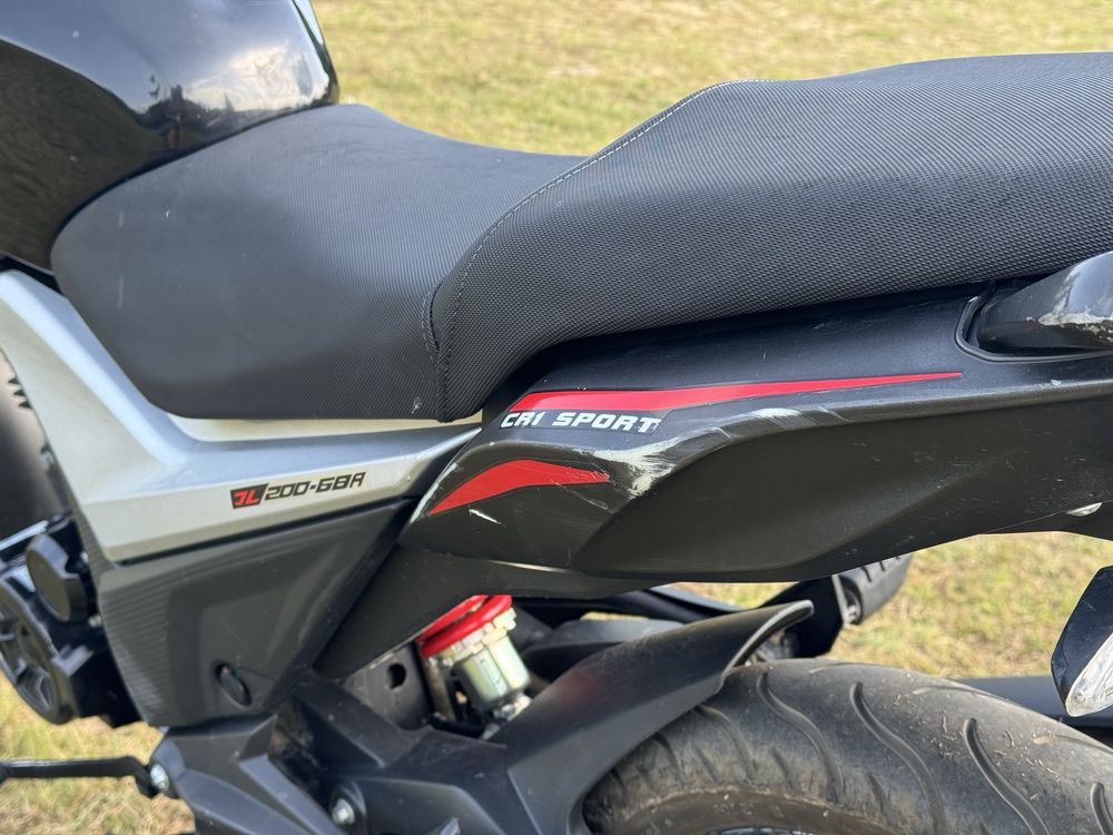 Продам мотоцикл Loncin CR1 2018 — добрий стан