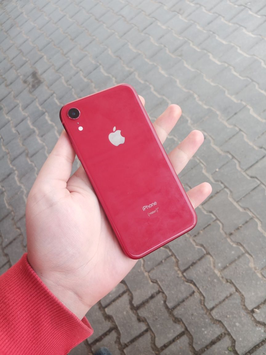 iPhone xr 128 хорошее состояние