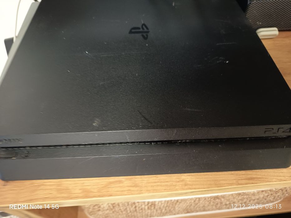 Sprzedam ps4 w dobrym stanie