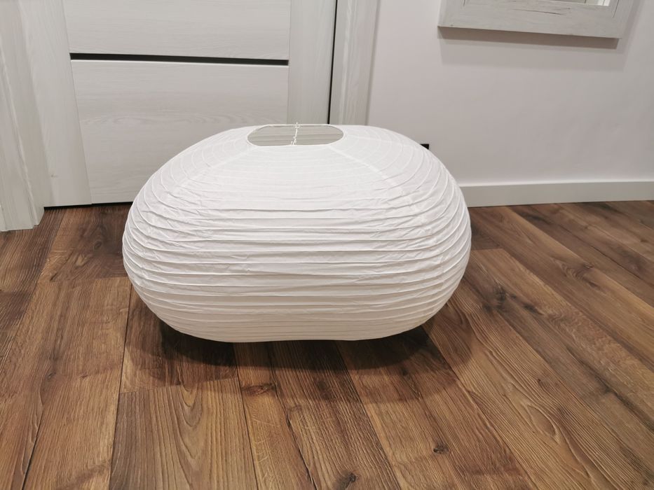 Klosz z papieru ryżowego H&M