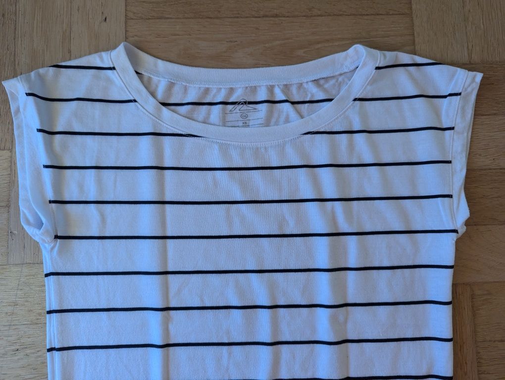 T-shirt C&A rozmiar XS
