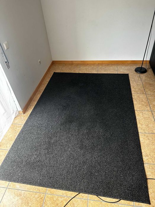 Tapete Preto 230x160 – Ideal para Sala de Jantar ou Estar