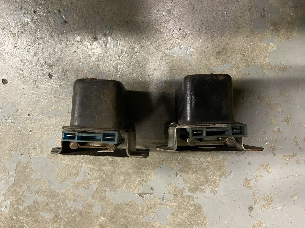 Regulator napięcia alternatora od Fiata 125p