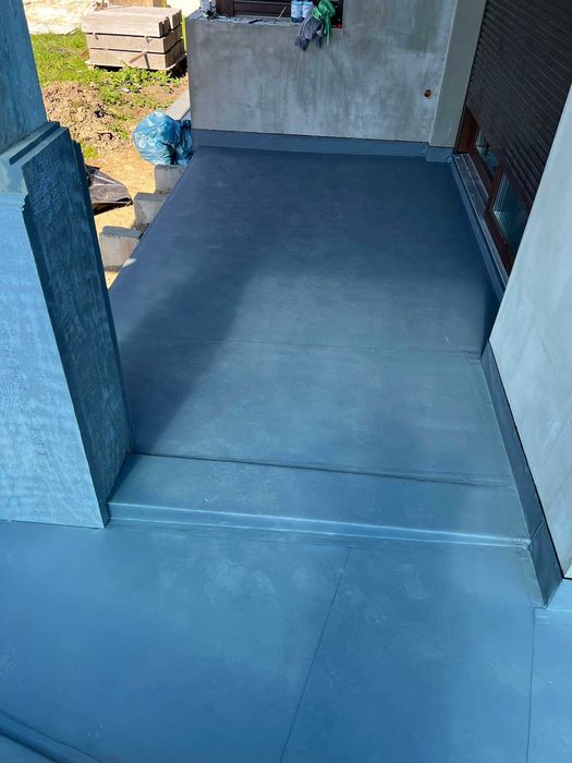 Hydroizolacja dachów płaskich, balkonów i tarasów, membrana PVC