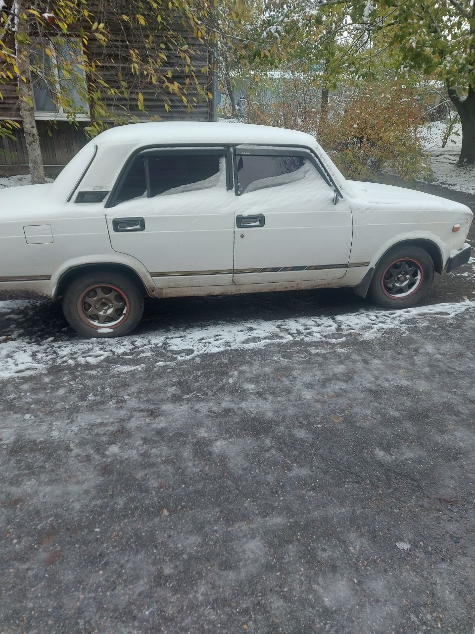 Жигули / ваз 2105 Продается машина на ходу. Есть нюансы