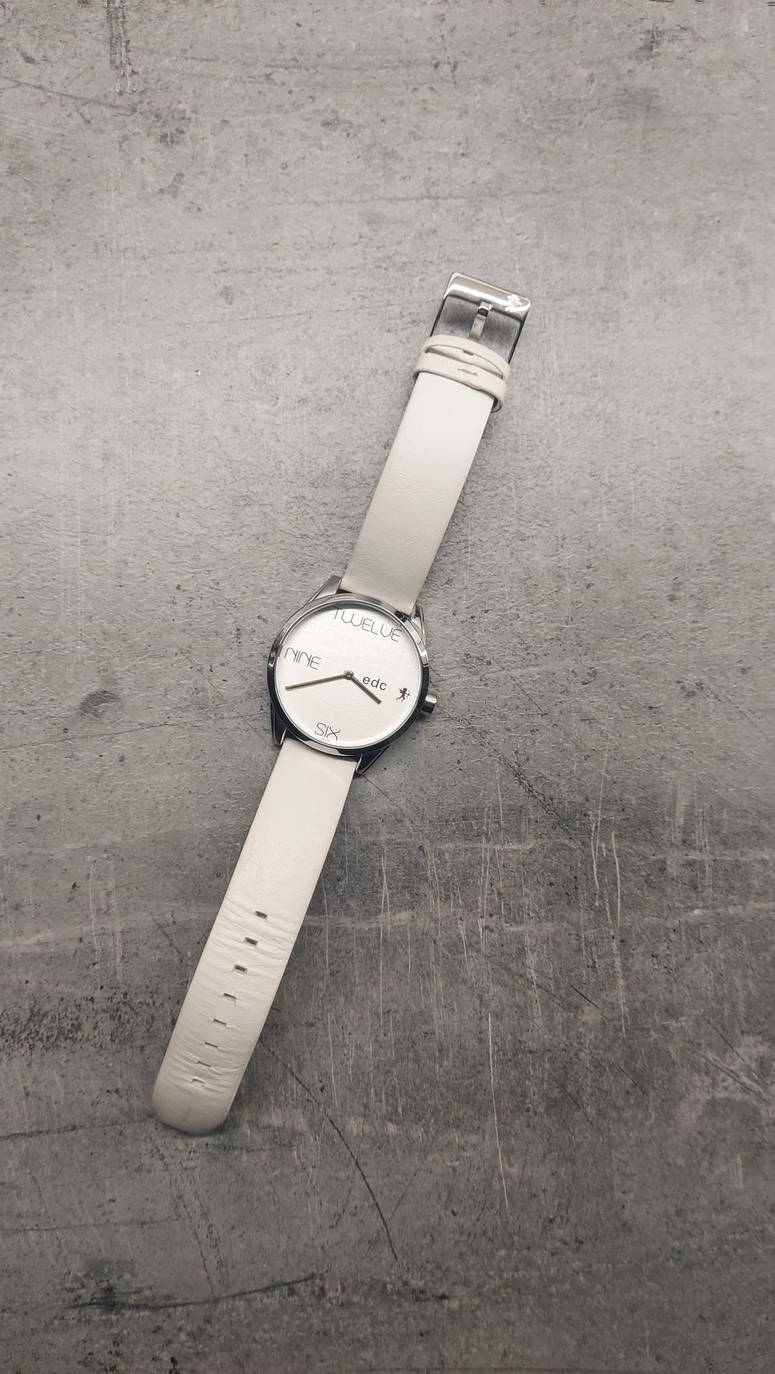 Biały zegarek edc by Esprit w pudełku