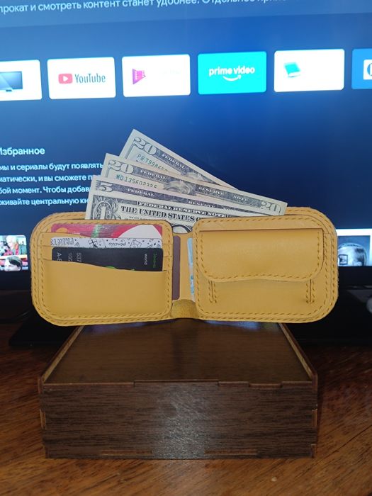 Гаманець ручної роботи з натуральної італійської шкіри