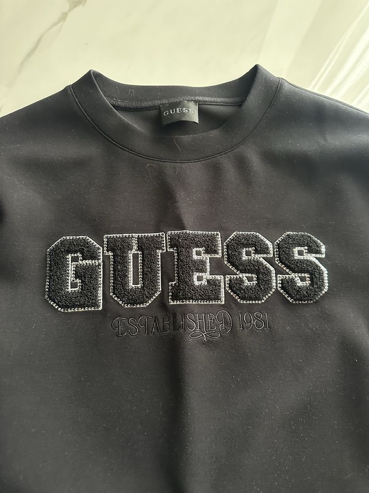 Оригінальна кофта Guess